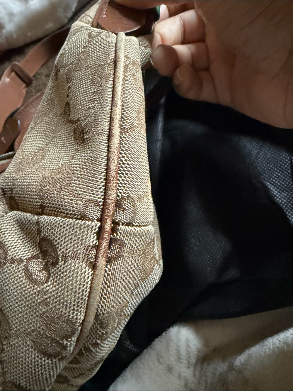 Gucci Pre-Owned Authentic Hobo Bag Monogram Canvas - callouts! - Picture 7 of 9